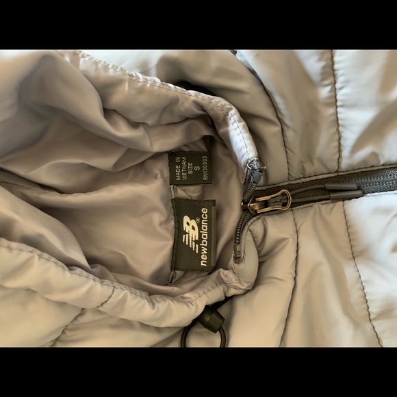 New Balance Jacket - Picture 2 of 2